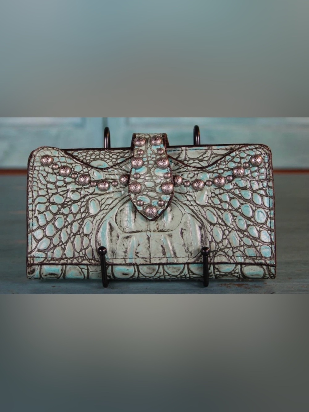 Vintage Double J Saddlery Hand Crafted Turquoise Crocodile Wallet Engraved Studs - Picture 4 of 11
